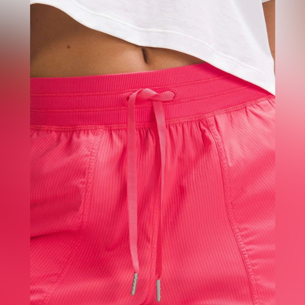 Lululemon NWT Dance Studio Relaxed Fit Mid Rise Cargo Joggers Glazed Pink Size M - Picture 3 of 15